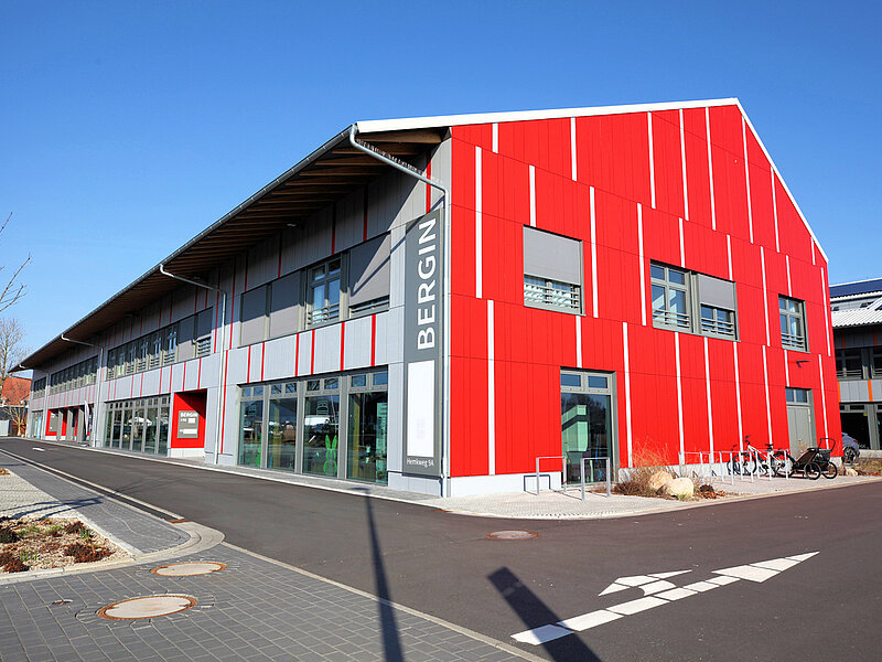 Einzelhandelsflächen / Verkauf/Büro im EG